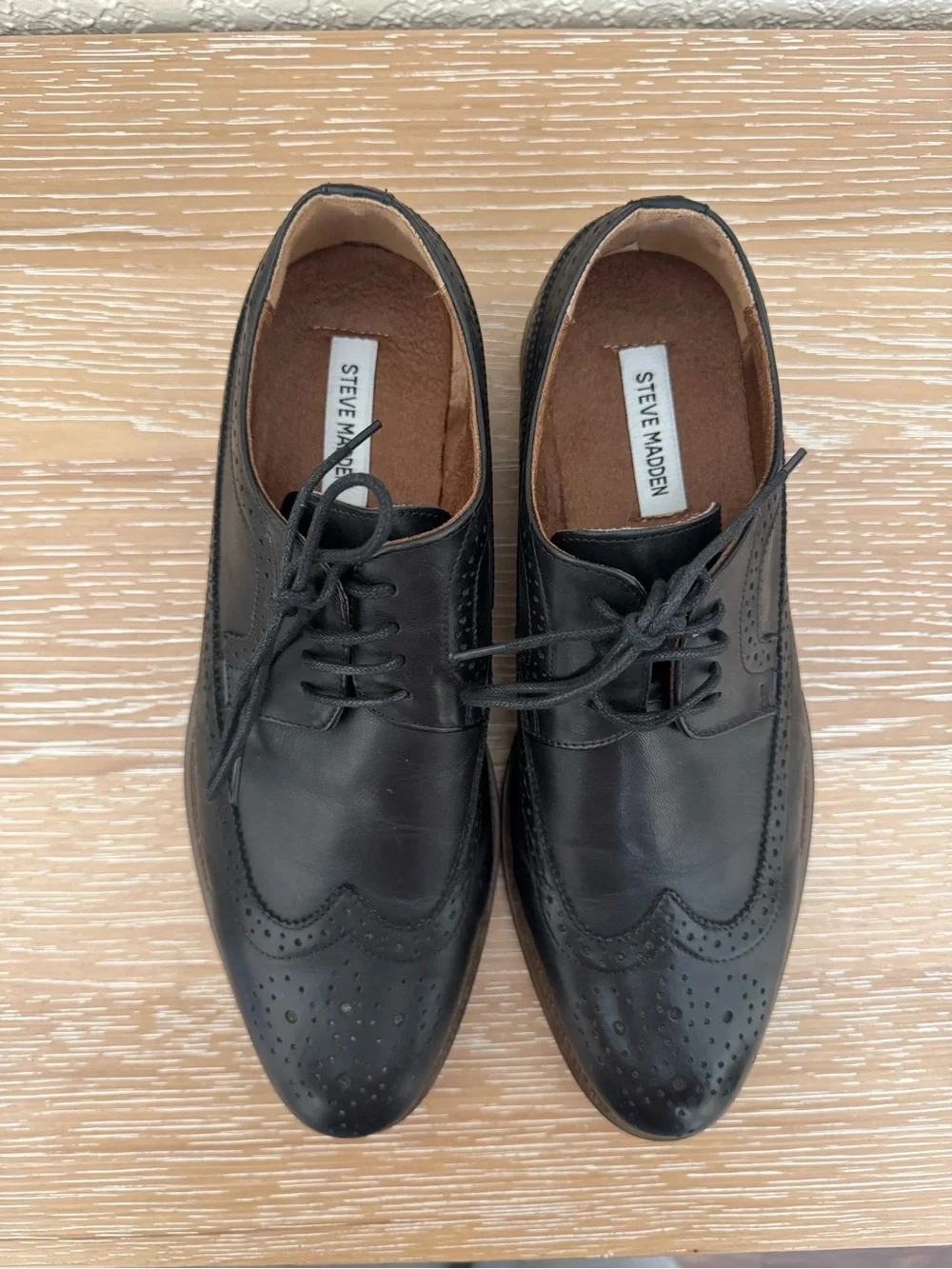Steve Madden Black Leather Brogue Lace-Up Oxfords